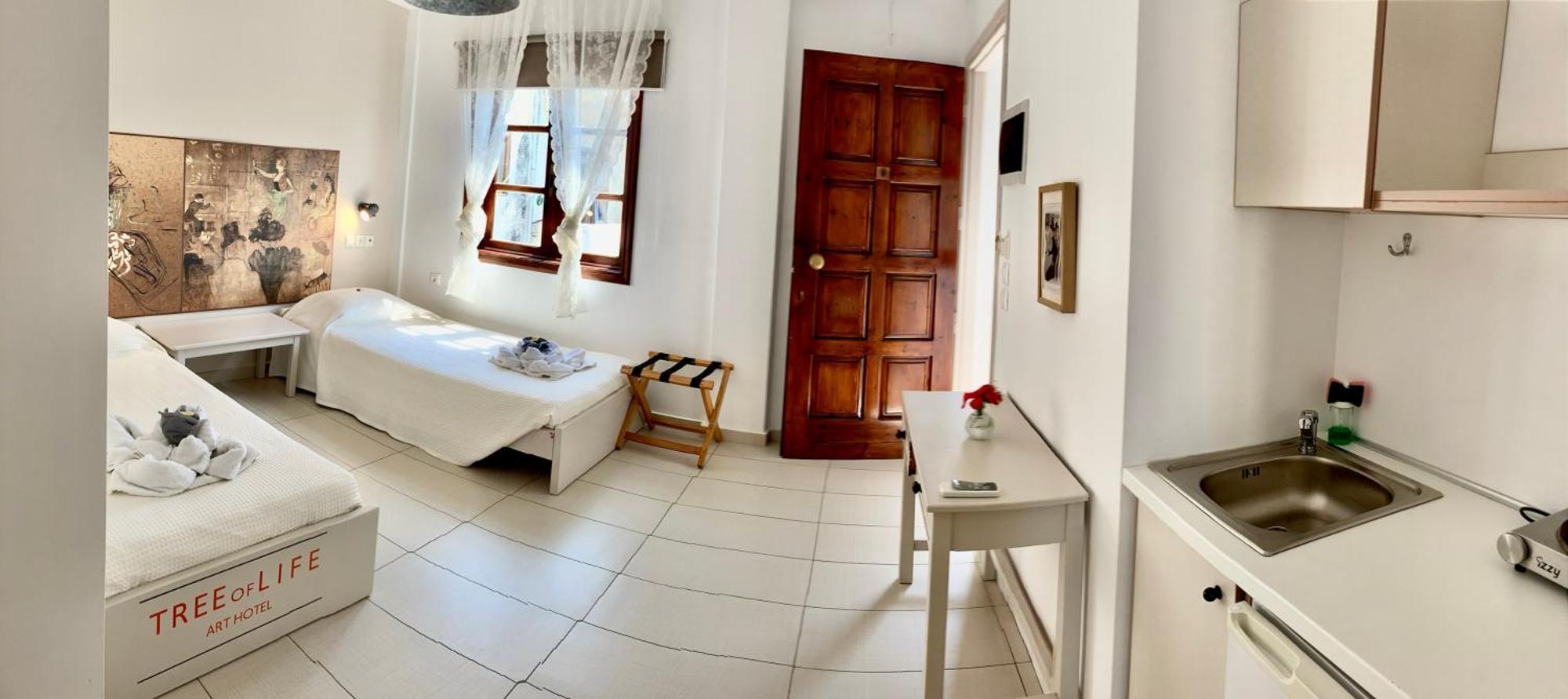 Tree Of Life Art Hotel Agia Marina Pokoj fotografie