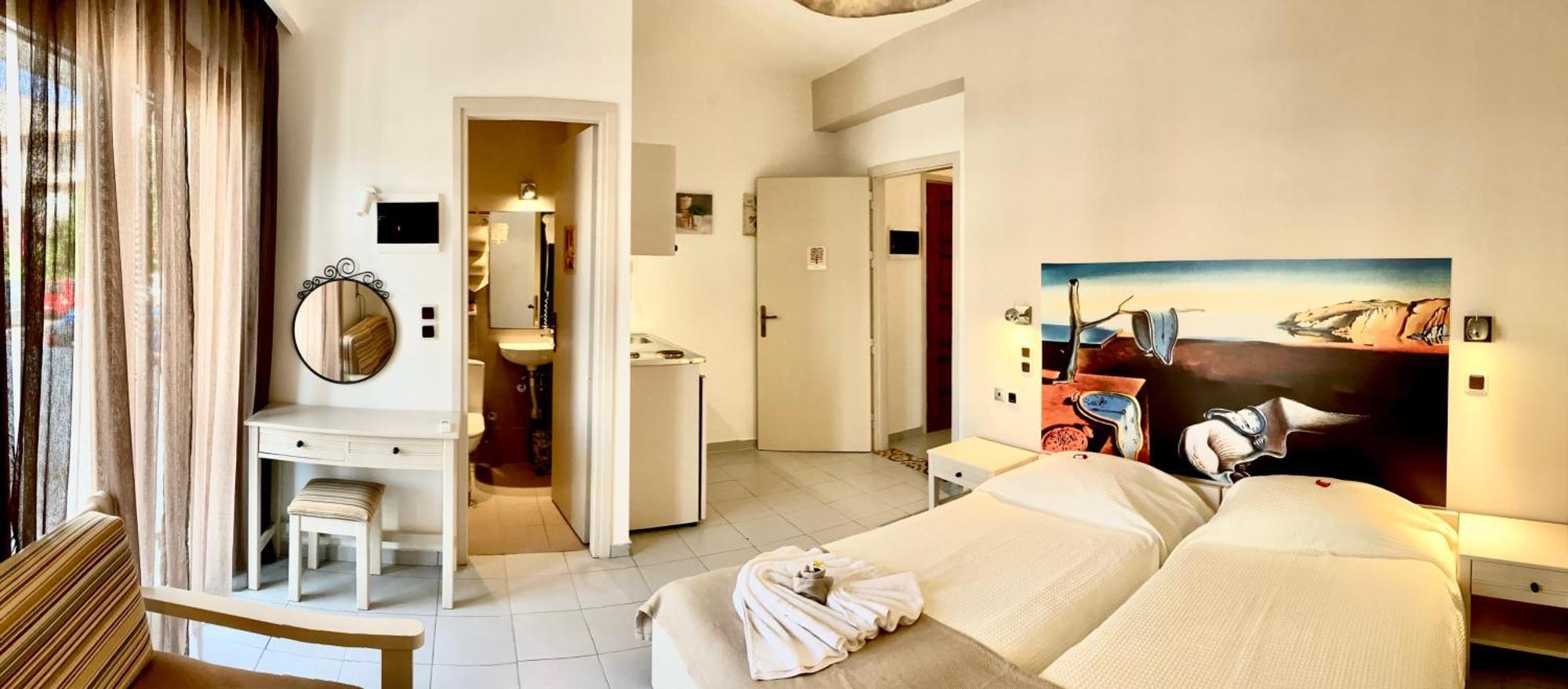 Tree Of Life Art Hotel Agia Marina Pokoj fotografie