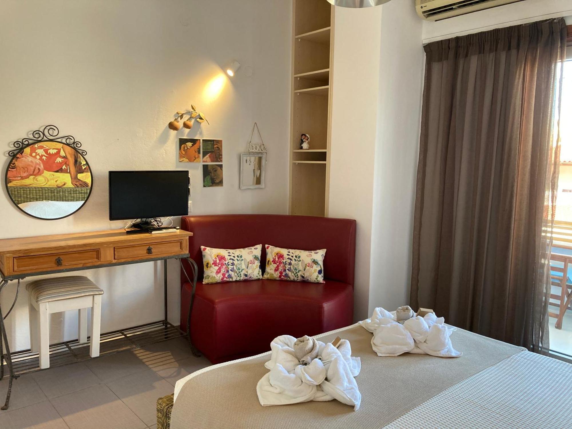 Tree Of Life Art Hotel Agia Marina Pokoj fotografie
