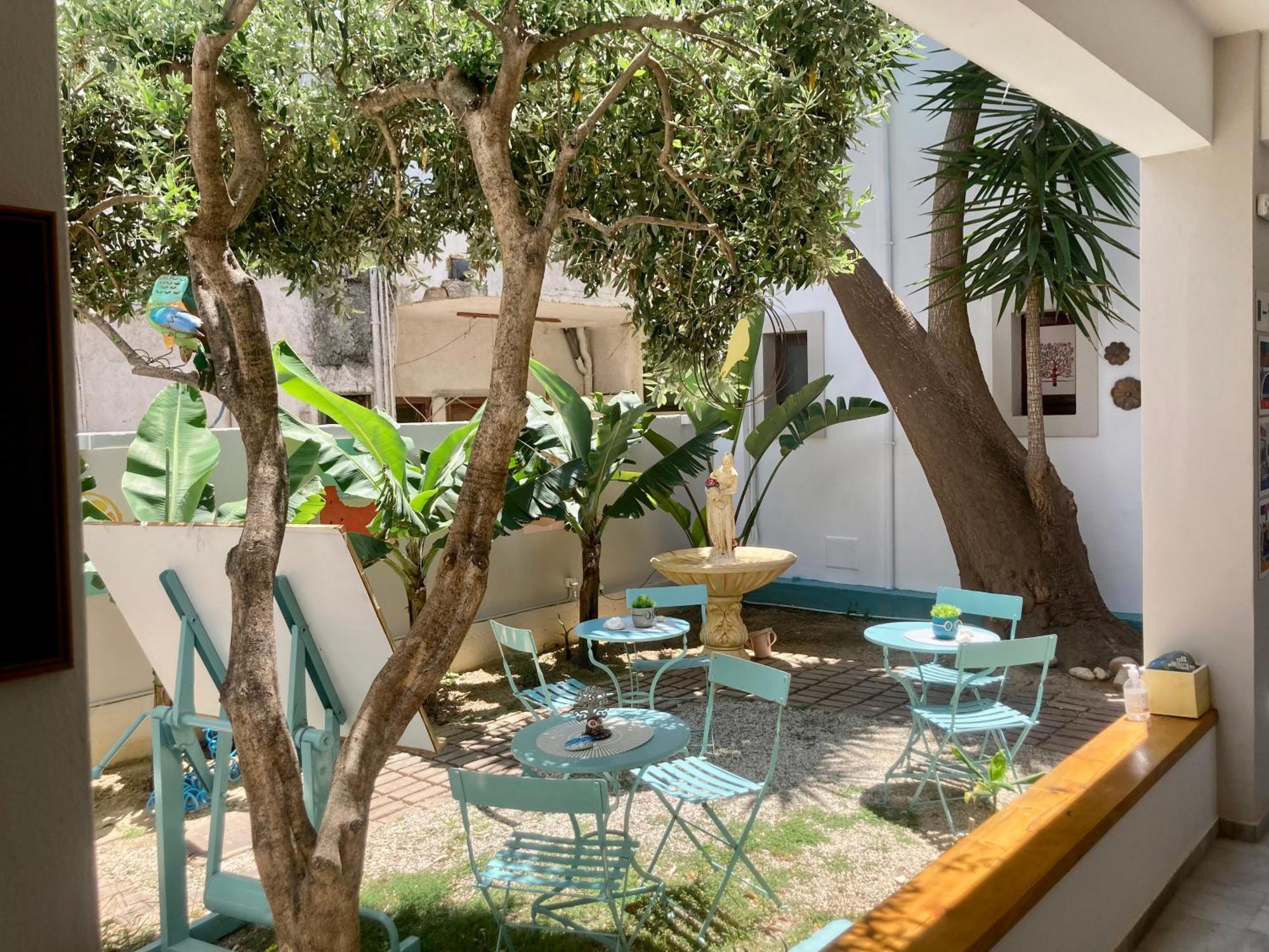 Tree Of Life Art Hotel Agia Marina Exteriér fotografie