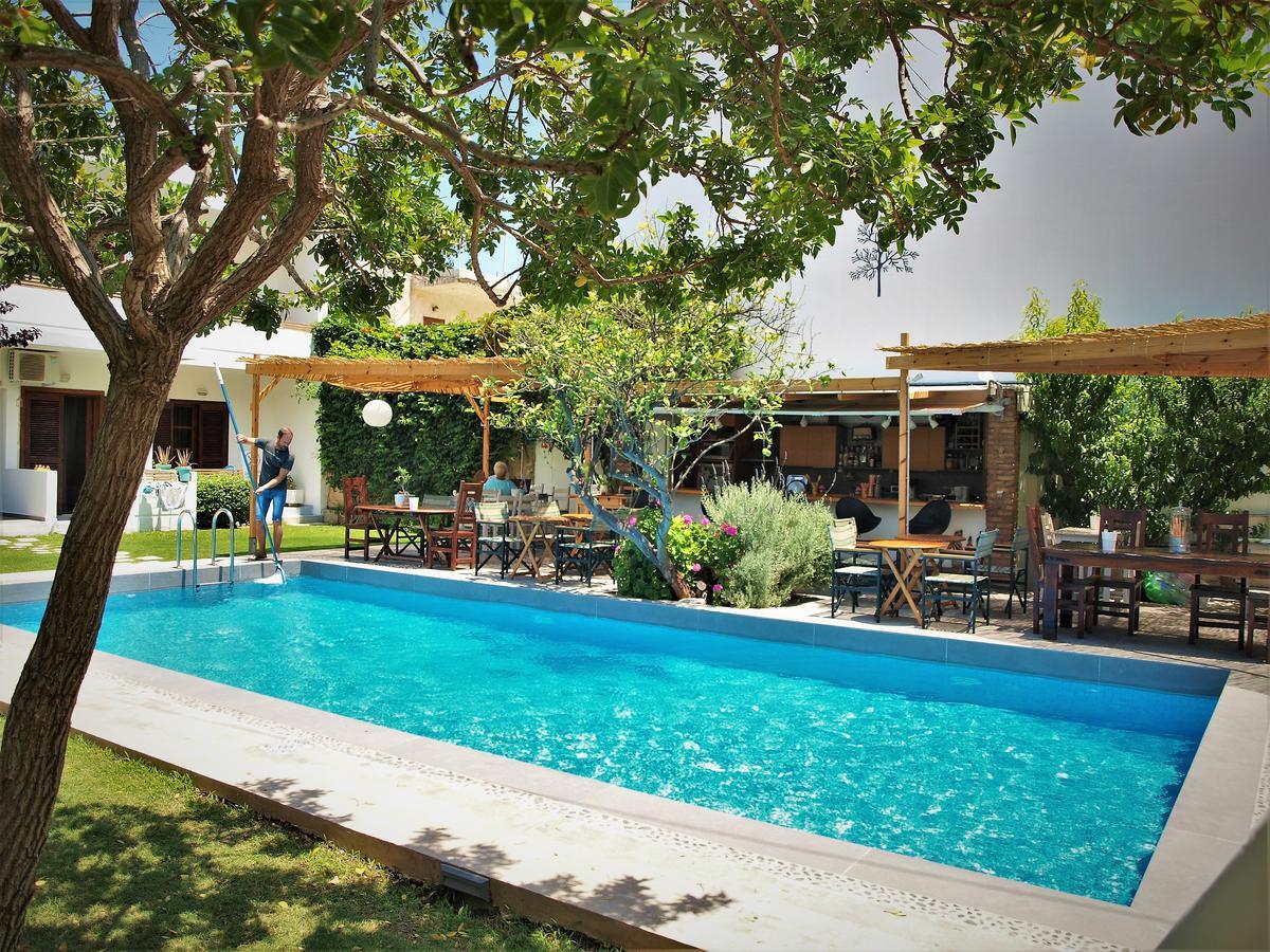 Tree Of Life Art Hotel Agia Marina Exteriér fotografie